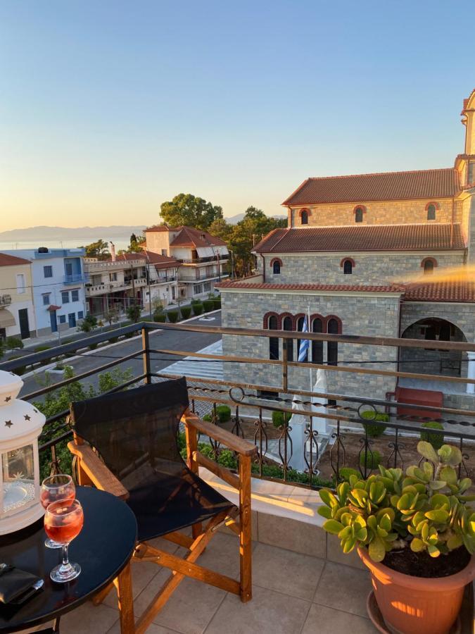 Artelie Apartment Kyparissia Extérieur photo